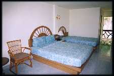 Ban Ao nang 3 person Superior room